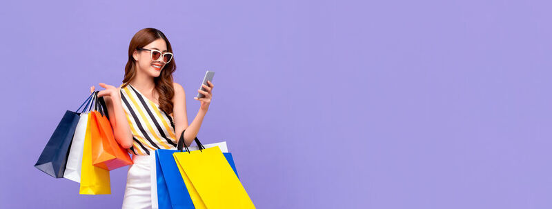 20 Prozent aller Befragten vertreibt sich die Zeit in öden Meetings mit Online-Shopping. (Atstock Productions - stock.adobe.com)
