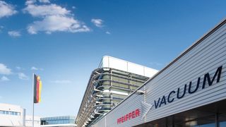 7615-Firmengebäude.jpg ()