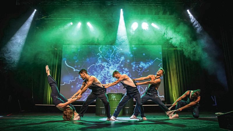 Neben der eigentlichen Preisverleihung war auch für Showeinlagen durch die Breakdance-Formation DDC gesorgt. (Bild: Stefan Bausewein)