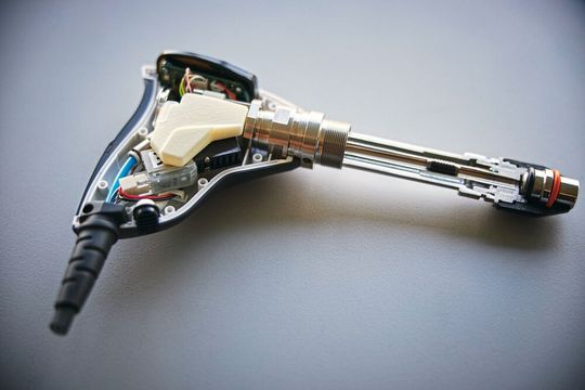 1zu1 und Storz Medical realisieren im 3D-Druck kompakte, strömungsoptimierte Luftverteiler für ein Medizintechnik-Gerät. 1zu1 und Storz Medical realisieren im 3D-Druck kompakte, strömungsoptimierte Luftverteiler für ein Medizintechnik-Gerät.