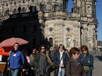 Bei strahlend blauem Wetter erkundeten die Unternehmerinnen die Sehenswürdigkeiten Dresdens. (Archiv: Vogel Business Media)