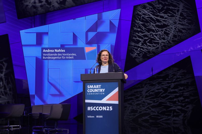 Die Vorstandsvorsitzende der Agentur für Arbeit, Andrea Nahles, berichtete von Digitalisierungsvorhaben und Erfolgen ihres Hauses. (Bild: © Messe Berlin GmbH)