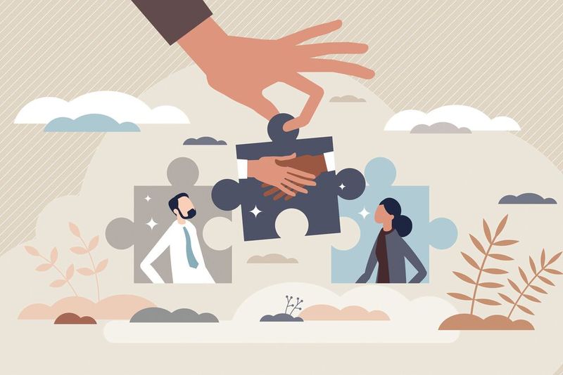 Um einen Konflikt zu beenden ist eine richtige Entschuldigung wichtig. Eine gute Entschuldigung ist kein Hexenwerk. Erkennen Sie Ihre Fehler an und vermeiden Sie es, Ausreden zu suchen oder die Schuld auf andere zu schieben. Wenn Sie sich gegenüber Ihren Kollegen aufrichtig verhalten, fällt es diesen ebenfalls leichter, zu ihren Fehlern zu stehen und sich dafür zu entschuldigen.  (Bild: © VectorMine – stock.adobe.com)