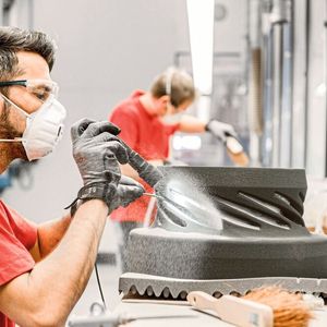 Das kommt nach dem 3D-Druck (Claus Brechenmacher & Reiner Baumann, voxeljet)