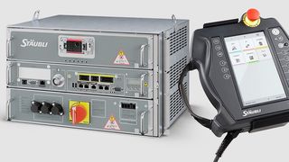 controllers-cs9-sp2-hip-2x.jpg (Stäubli Tec-Systems GmbH Robotics)