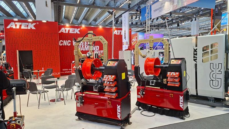 Offenbar nimmt man es andernorts mit den Vorgaben von Fahrzeug- bzw. Felgenherstellern nicht so genau, was das Richten und Kaltumformen von Aluminiumfelgen betrifft. (Bild: Dominsky – VCG)