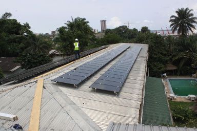 Solarprojekt in Douala, Kamerun: 11.500 kWh Solarstrom sollen jährlich produziert werden (Yandalux)