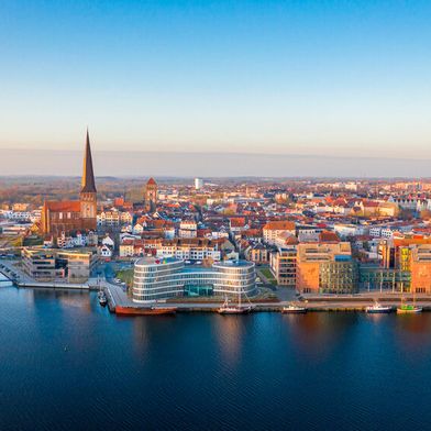 Hansestadt Rostock in Mecklenburg-Vorpommern. (Bild: © tl6781 – stock.adobe.com)
