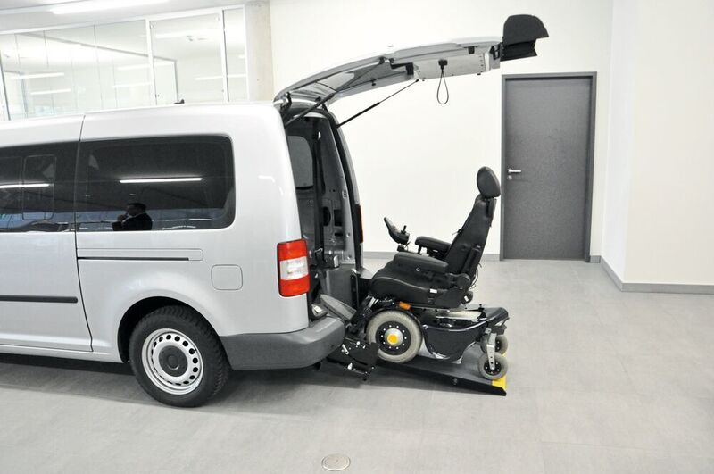 ...auch Behindertenumbauten für Fahrzeuge aller Marken an. (Wehner / »kfz-betrieb«)