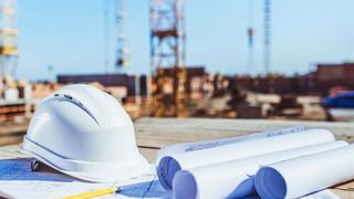 Methanex has committed financing for the project with a new five-year 800 million dollar construction facility and for the renewal of its existing 300 million dollar revolving credit facility. (Deposit Photos )