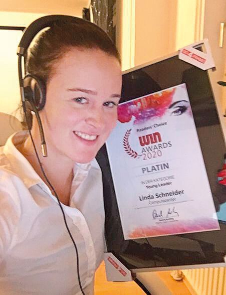 Linda Schneider, Computacenter, sahnte den Award in der Kategorie Young Leader ab. (Bild: Vogel IT-Akademie)