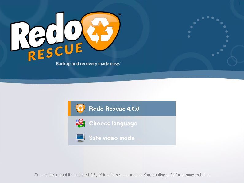 Auswahl der Startoption „Redo Rescue 4.0.0“ im Boot-Menü nach dem Start vom USB-Stick, um die Live-Umgebung für Backup und Restore zu laden. (Bild: Joos – Zebradots Software)
