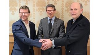 Vertragsunterzeichnung (v.l.nr.): Eike Frühbrodt (Geschäftsführer Mütec), Ralf Nagel und Klaus Dybeck (Geschäftsführer Dyna Instruments) (Bild: Mütec)