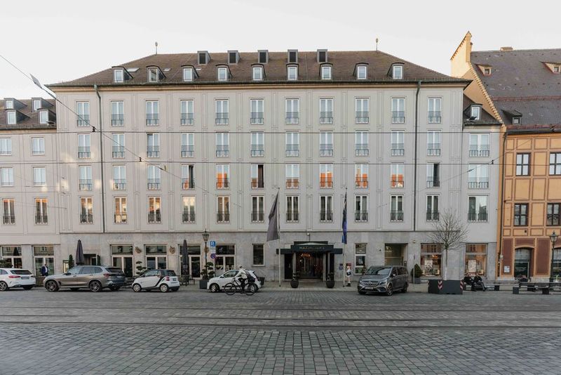 Wie in den vergangenen Jahren fand die Gala zur Verleihung der zwölften Insider-Awards im Augsburger Hotel Maximilian’s statt. (Bild: Manuel Emme Fotografie)