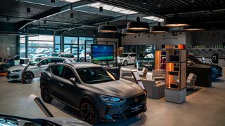 800 Quadratmeter groß ist die neue Cupra-Garage in Holzwickede. (Bild: Heinen)
