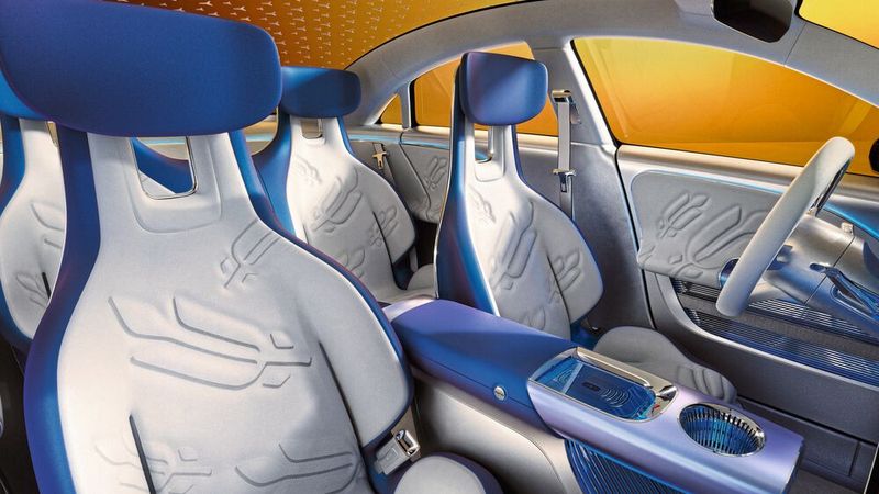 Das Raumangebot in der CLA-Studie soll dem der 2024 kommenden Serienversion entsprechen. (Bild: Mercedes-Benz)