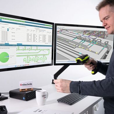 Die Emulation schafft eine realitätsnahe Betriebsumgebung, in der das Lagerverwaltungssystem „UniWare“ risikofrei getestet werden kann. (Bild: Unitechnik)