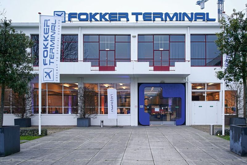 Location: Fokker Terminal, The Hague. The doors to the first LAB-SUPPLY in the Netherlands opened at 9 a.m. on February 10, 2026.   For more information about upcoming LAB-SUPPLY trade fairs, visit www.lab-supply.info (Bild: Eye Am Chris)
