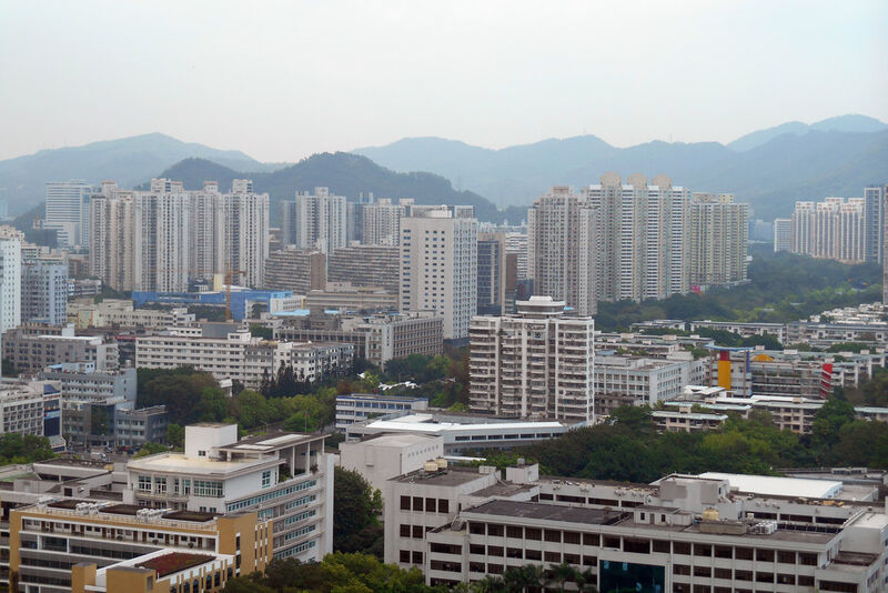 Shenzhen ist chinesische Vorzeige-Metropole in Sachen Planstadt. Die Stadt verzeichnete 1979 noch etwa 30.000 Einwohner, bevor sie zur Sonderwirtschaftszone wurde. Heute leben dort über 10 Millionen Menschen. Das Medical Valley EMN sieht gerade hier Anknüpfungspunkte für seine deutschen Mitgliedsunternehmen aus der Medizintechnik. (Medical Valley EMN)