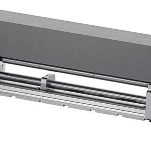 Stark hat den modular aufgebauten 5-Achs-Spanner «Hilma.UC 125» um eine neue Unterteilverlängerung erweitert. Jetzt sind auch bei schweren Lasten und grossen Bauteile Spannweiten bis zu einem Meter möglich.(Bild:  Roemheld)