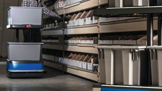 Chuck von 6 River Systems unterstützt Kommissionierer dabei, schnelelr und genauer zu arbeiten. (6 River Systems)