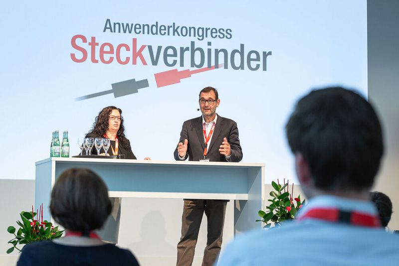 Steckverbinder: Impressionen vom 15. Anwenderkongress Steckverbinder im Würzburger VCC 2021. (Bild: VCG/Stefan Bausewein)