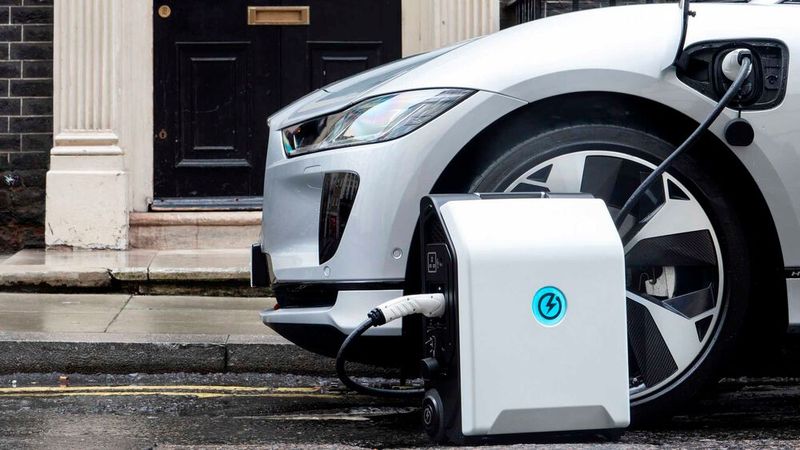 Das britische Start-up Zipcharge hat eine portable Ladelösung für E-Autos vorgestellt. (Bild: Zipcharge)