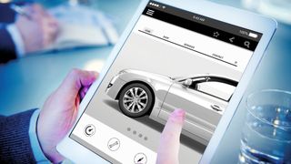 Anders als in den USA oder in China ist die Bereitschaft zu digitalen Transaktionen beim Autokauf in Deutschland in den vergangenen Jahren laut einer Studie nicht gestiegen. Eher das Gegenteil ist der Fall. (Bild: Rawpixel.com - stock.adobe.com)