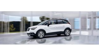 Opel bringt mit dem Crossland X ein neues SUV auf den Markt. Unterhalb des Mokka positioniert, ersetzt der Crossland X auch den Mini-Van Meriva. (Opel)