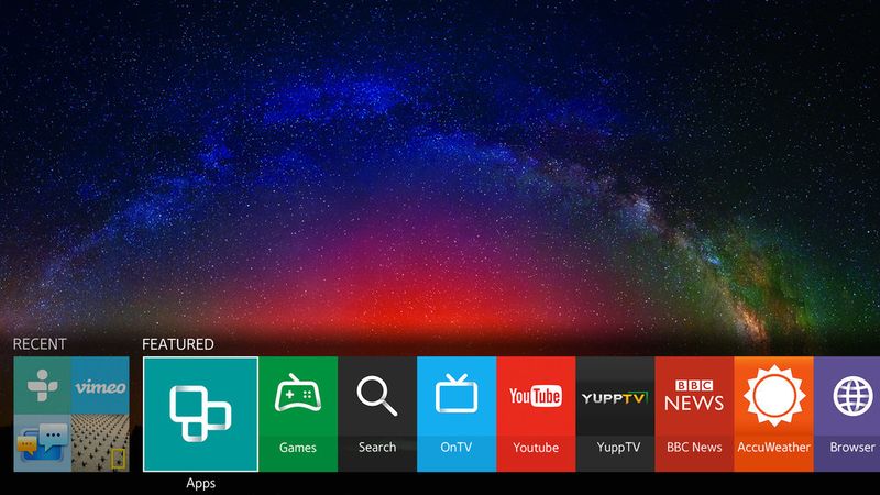 Alle im Jahr 2015 erscheinenden Samsung Smart TVs werden auf dem leistungsfähigen, quelloffenen Betriebssystem Tizen basieren. Zu den vielfältigen Möglichkeiten von Tizen zählen neben einem individualisierten Startbildschirm eine einfachere Einbindung von Smartphones und Tablets sowie  Multi-Screen-Fähigkeiten. Außerdem können Kooperationspartner Spiele, Musikvideos, Sportstatistiken und vieles mehr zur Verfügung stellen. (Bild: Samsung)