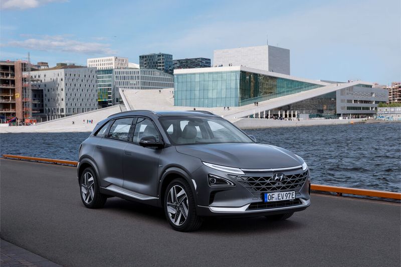 Auch Hyundai hat mit dem Nexo ein H2-Auto am Start. (Bild: Hyundai)