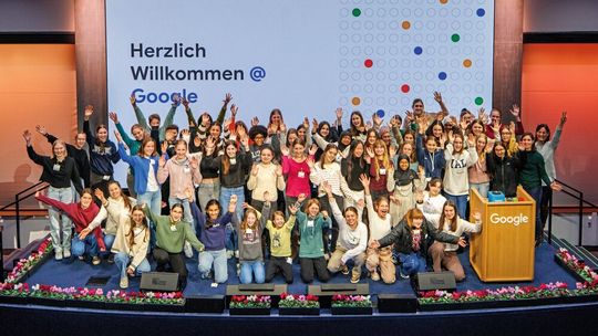 Participer à des évènements et des ateliers techniques et scientifiques permet aux jeunes filles de gagner confiance et les encourage à poursuivre dans cette voie si elle leur plait.(Source :  SATW)