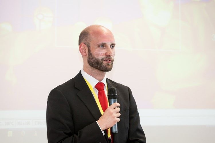 Dr. Thomas Heber, Abteilungsgeschäftsführer CC Ost Carbon Composites e.V., TU Dresden, moderierte die Fachsession 