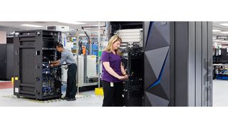 "z14" kommt, der Mainframe - neuer Chip und mehr Software -, der alle Daten verschlüsselt, der Big Data und Maschine Learning kann.  (IBM)