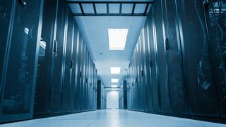 Geschäfte im Bereich der kritischen Infrastruktur stellen hohe Anforderungen an die Informationssicherheit. (Bild: Lufthansa Industries/iStock, bjdlzx)