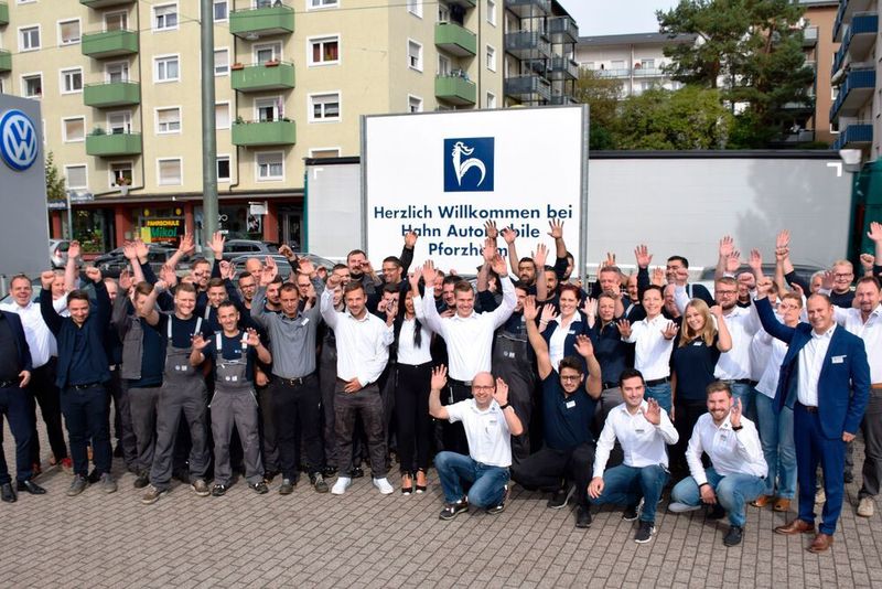 Das Team von Hahn Automobile Pforzheim hat die Service-Award-Jury beim Vor-Ort-Besuch von seinen Kompetenzen überzeugt. (Holger Schweitzer/»kfz-betrieb«)