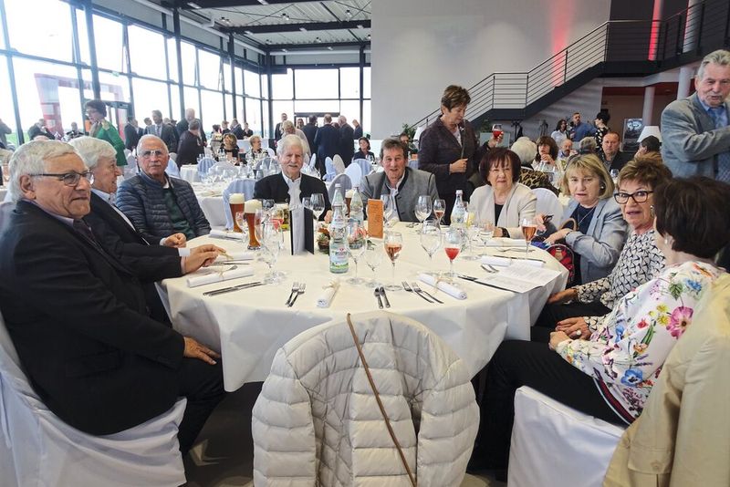 ... zur Zufriedenheit der Gäste spielte. (Bild: Autohaus Früchtl)