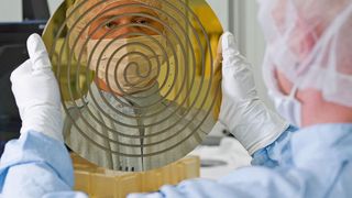 Die deutsche Photonikbranche verzeichnet seit Jahren hohe Wachstumsraten. Im Bild: Wafer Chuck. (Berliner Glas/Spectaris)