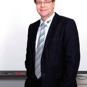 Dr.-Ing. Wieland Bundschuh, Leitung Technologie- und Innovationsmanagement, Scheuermann + Heilig GmbH: „Da es sich bei jedem Kundenauftrag um eine Neuentwicklung handelt und wir bei unseren Kunden als Problemlöser für komplexe Aufgabenstellungen gelistet sind, ist im Regelfall jedes Neuteil mit neuen produktspezifischen Herausforderungen verbunden.“