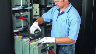 Batteriespezialist Midtronics bietet ein vollständiges Batterie-System-Monitoring an, das alle Parameter der Batterieanlage erfasst und diese Online zur Verfügung stellt. (Archiv: Vogel Business Media)