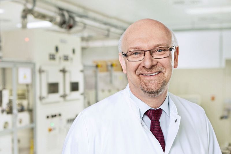 Prof. Martin Winter, Gründer und wissenschaftlicher Leiter des Batterieforschungszentrum MEET. Prof. Martin Winter, Gründer und wissenschaftlicher Leiter des Batterieforschungszentrum MEET.