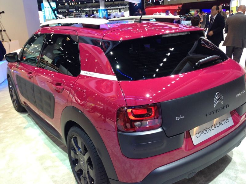 Amazing display of innovations: The number of world premieres at this year's IAA amounts to 210 with 26 European and 30 German premieres. (Source: Schulz)