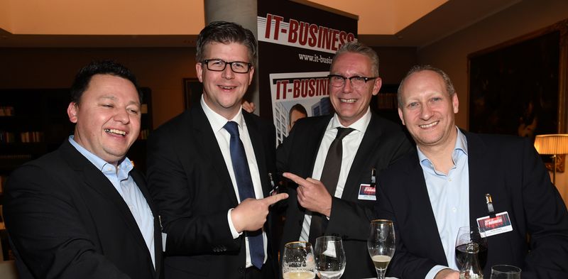 Die Who-is-Who-Runde (v. l.): Gerit Günther, ACER, Lars Henkel, Lenovo, Stefan Tiefenthal, ACER, und Mirco Rusch, Buffalo (Bild: IT-BUSINESS / Hannes Magerstädt )