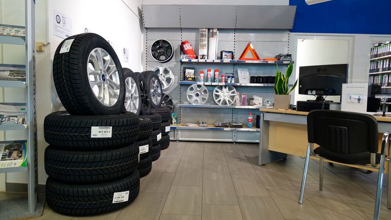 Knapp 3.000 Räder und Reifen verkaufte das Autohaus Pichel im Jahr 2020. (Bild: Rosenow/»kfz-betrieb«)