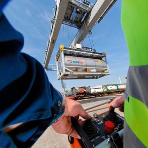 Der Chemielogistiker Chemion hat am Chemparkstandort Dormagen das Containerlager für flüssige Sonderabfälle errichtet.
