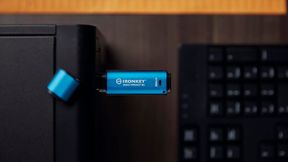 Den IronKey Vault Privacy 50 hat Kingston für Freelancer und Remote-Arbeitende, die mit sensiblen Kundendaten umgehen, konzipiert. (Bild: Kingston Technology)