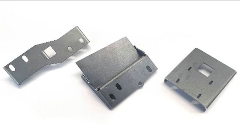 Mit dem neuen Microstep-2D-Faserlaser schneidet Transpofix vorrangig Materialstärken von 0,5 bis 15 Millimeter. Die meisten bestehen aus verzinktem Baustahl und bewegen sich im Dickenbereich zwischen 1 und 6 Millimeter. (Transpofix)