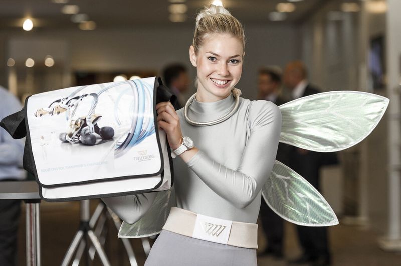 Am Ende der Veranstaltung erhielten die Kunden weitere Informationen über Produktentwicklungen des Dichtungsherstellers Trelleborg in schriftlicher Form. (Bild: Trelleborg)