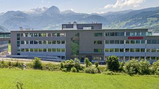 Der Antriebstechnik-Spezialist Maxon hatte im Juli 2025 eine Minderheitsbeteiligung bei Synapticon verkündet. Das bietet jetzt Potenzial im Bereich Motion Control. (Bild: Maxon Group)