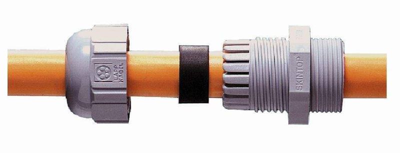 Die Kabelverschraubung:  Im Idealfall ist das Kabel im Handumdrehen fixiert, zentriert, hermetisch abgedichtet und optimal zugentlastet. Dazu solle eine guter Vibrationsschutz bestehen. (Archiv: Vogel Business Media)